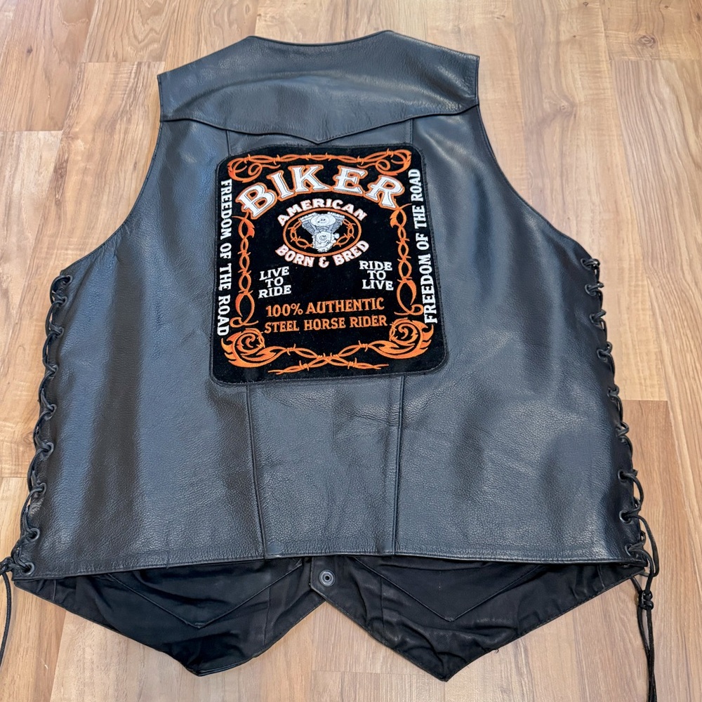First Classics Leather Gear Biker Vest Men’s M Black Lined Patch Moto READ